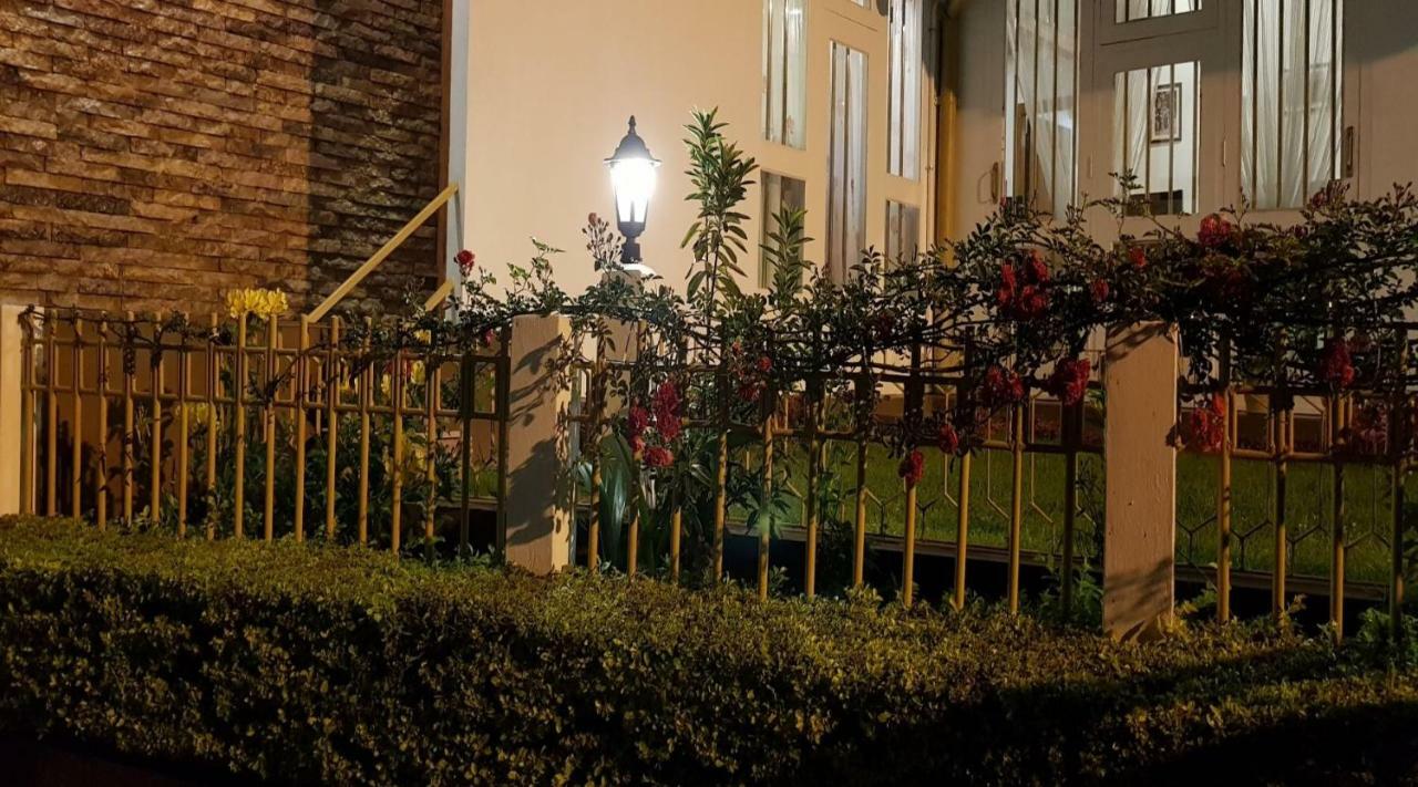 Woodland Hill Stay Shillong Exterior photo